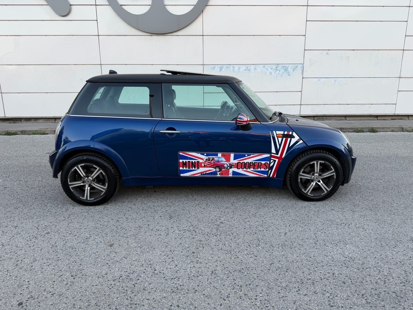 MINI COOPER 1,4 D MAXX OPREMA KOŽA TV NAVI PANORAMA HARMAN CARDAN, fotografija 6