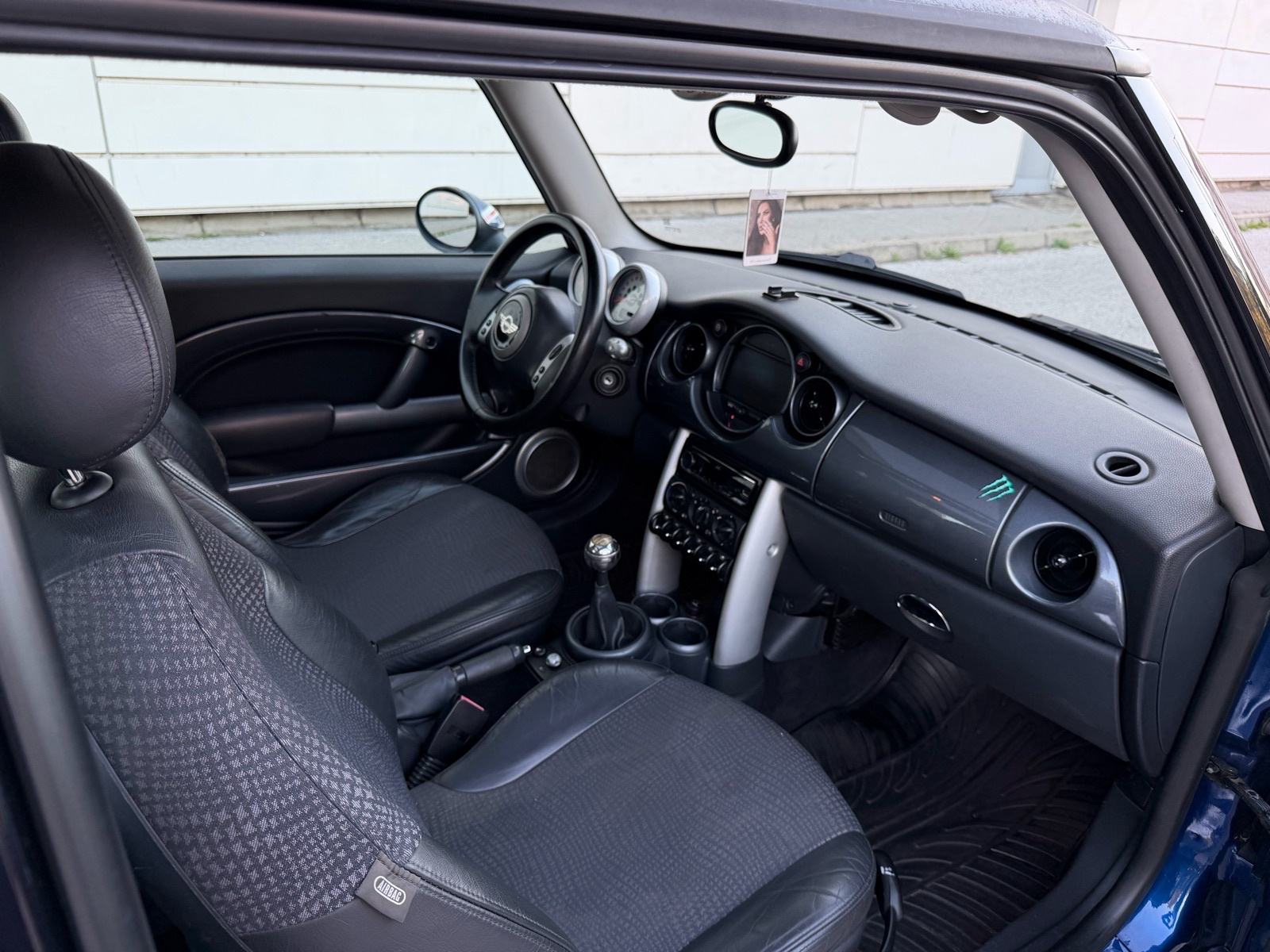 MINI COOPER 1,4 D MAXX OPREMA KOŽA TV NAVI PANORAMA HARMAN CARDAN, fotografija 15