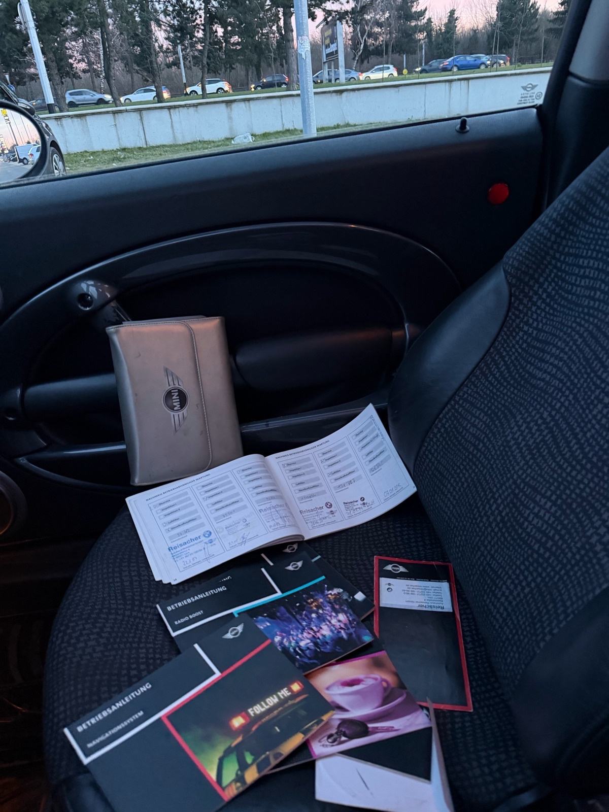 MINI COOPER 1,4 D MAXX OPREMA KOŽA TV NAVI PANORAMA HARMAN CARDAN, fotografija 10
