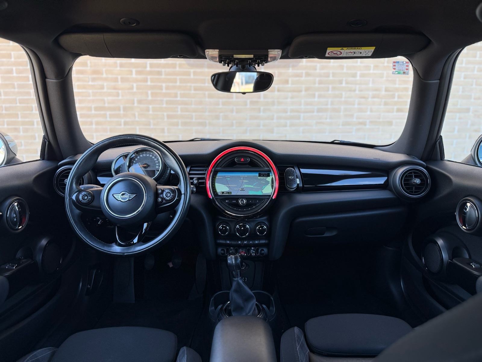 MINI Cooper One 1.5d•NAVI•LED•KEYLESS•ODLIČAN, fotografija 15