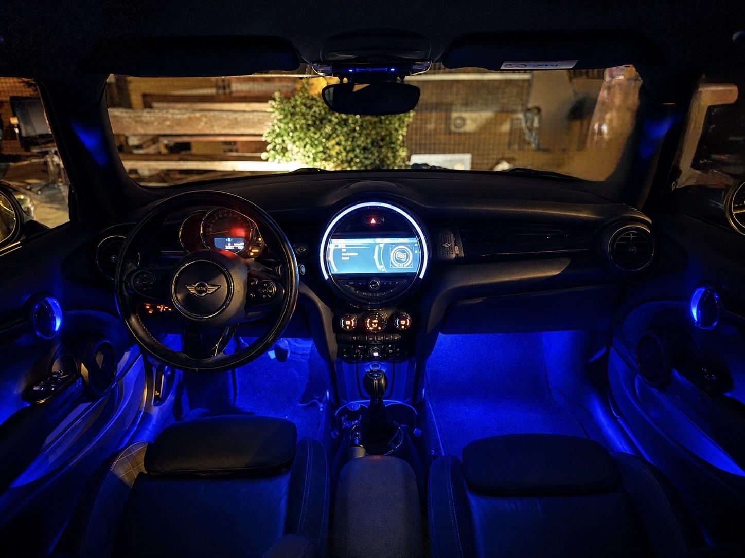 MINI Cooper One D•NAVIGACIJA•LED•KEYLESS•ODLIČAN, fotografija 20