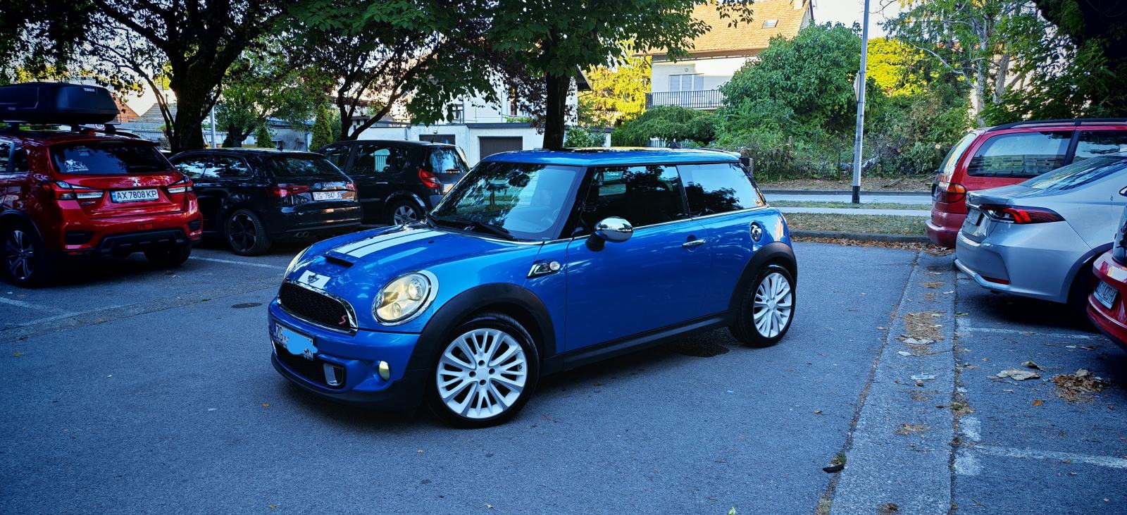 MINI Cooper R56 SD 2.0- 105 kW – 2011.– FULL OPREMA, pogled izvana - slika 1