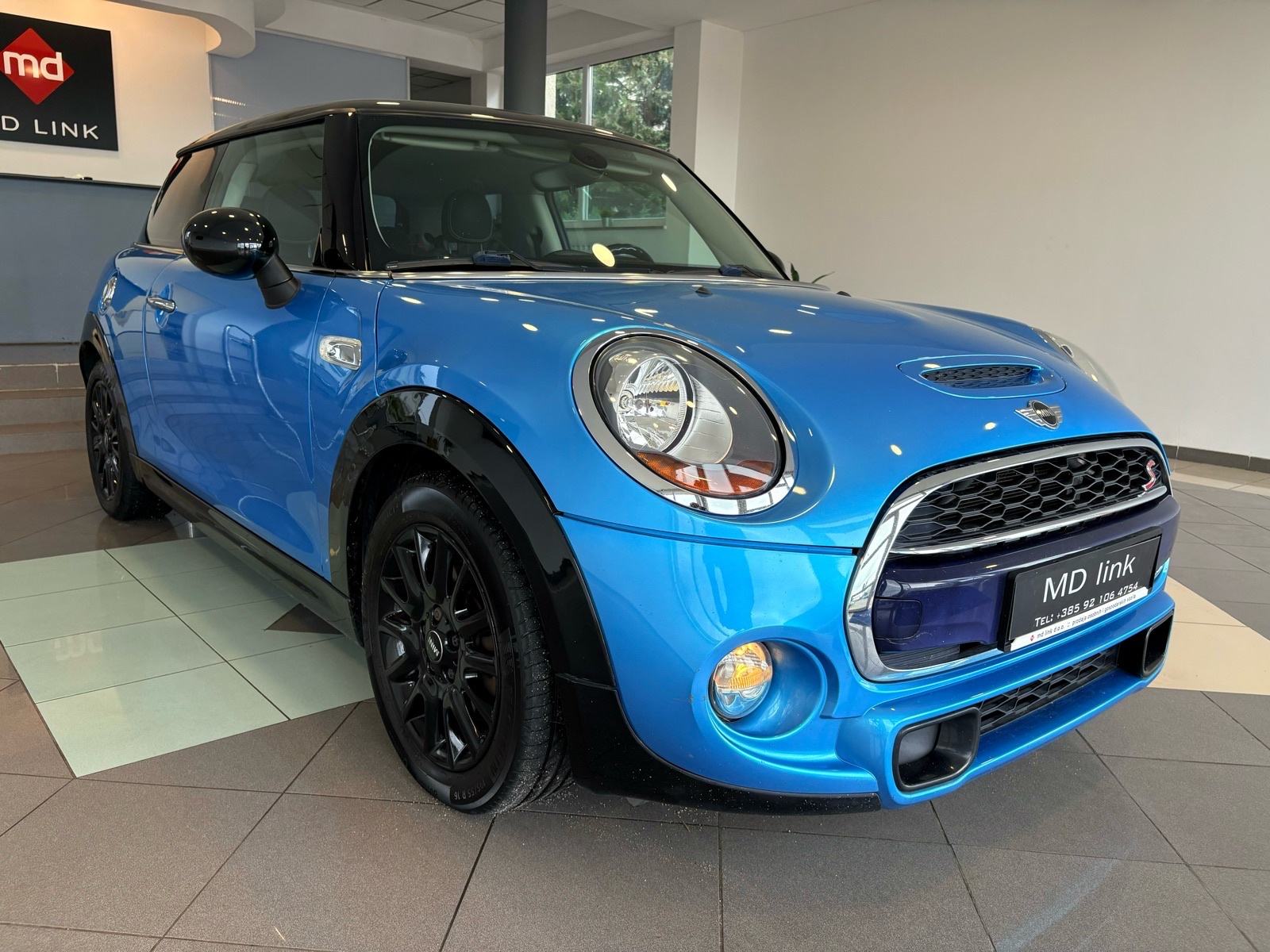 MINI Cooper SD automatik, fotografija 3