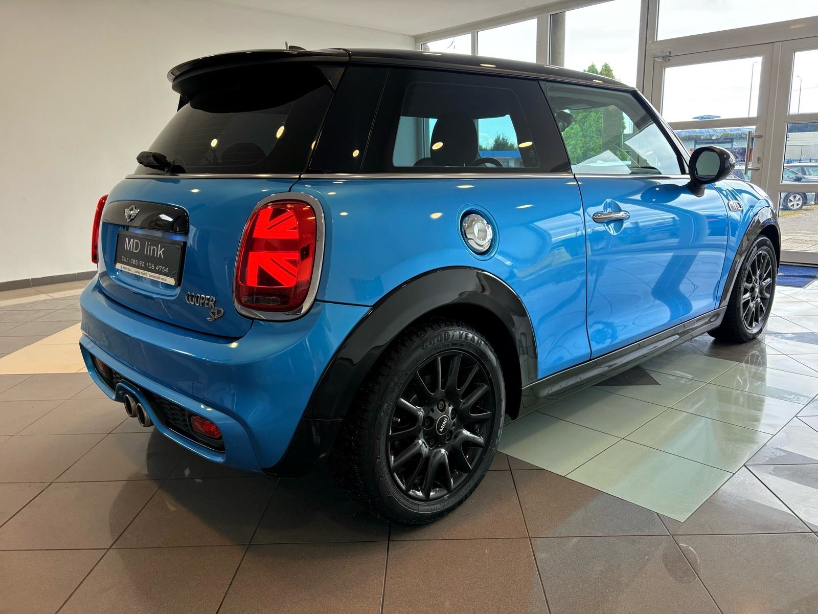 MINI Cooper SD automatik, fotografija 6