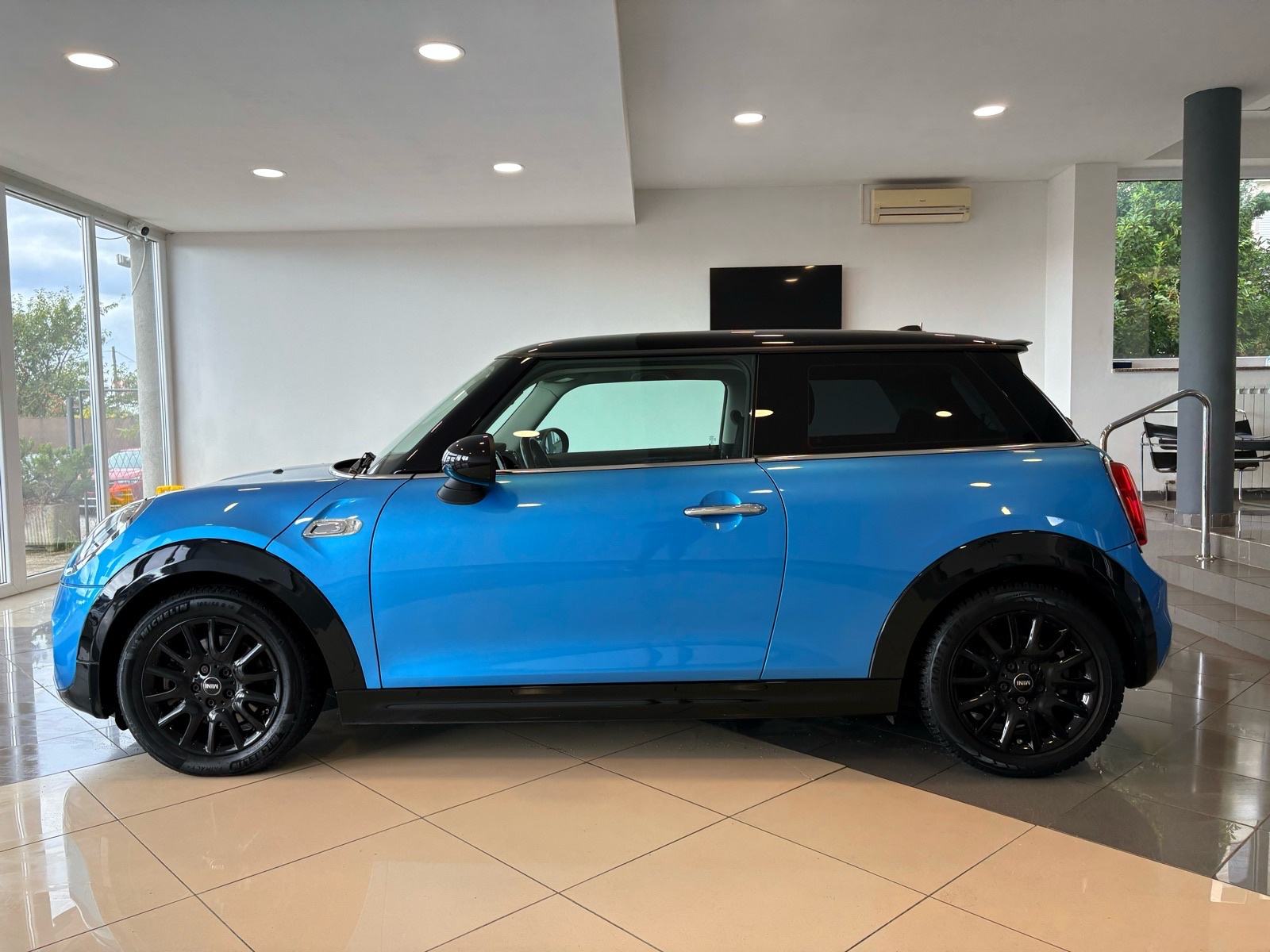 MINI Cooper SD automatik, fotografija 20
