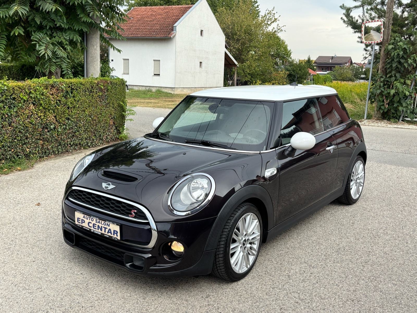 MINI Cooper SD, JCW, Svi servisi, fotografija 1