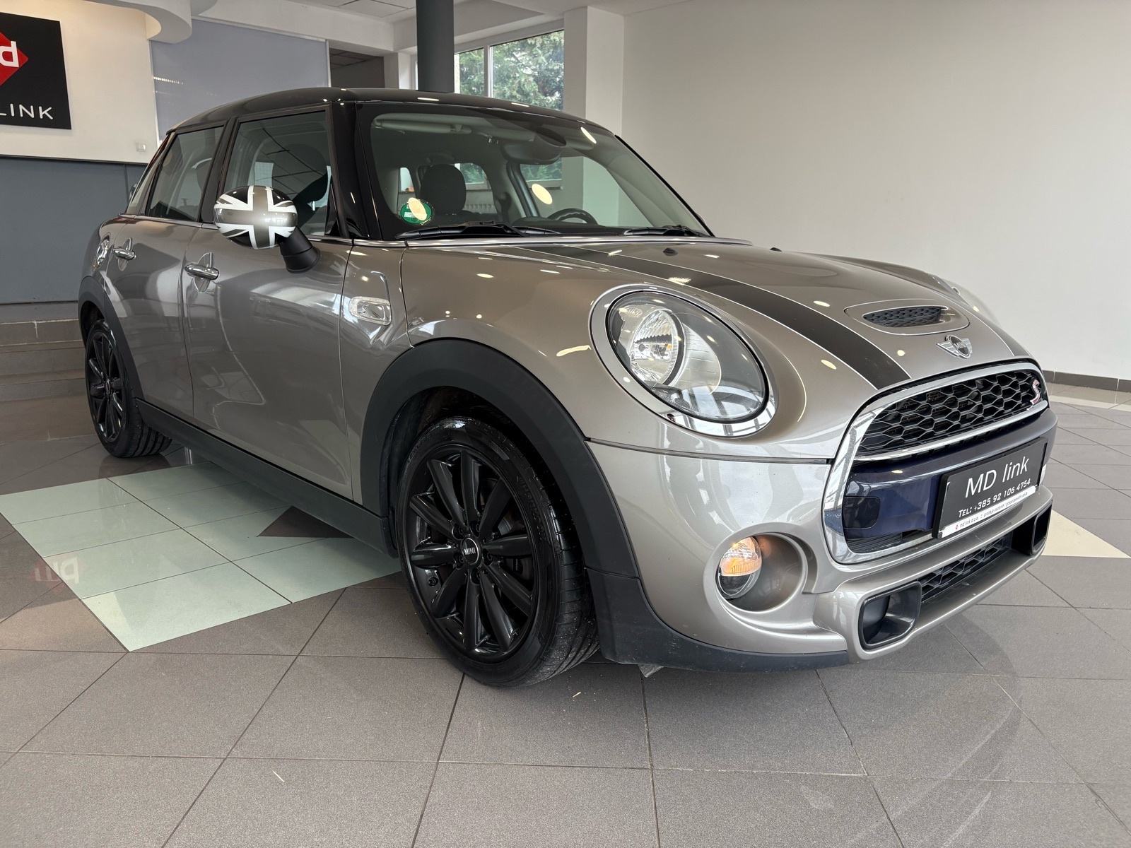 MINI Cooper SD, fotografija 3
