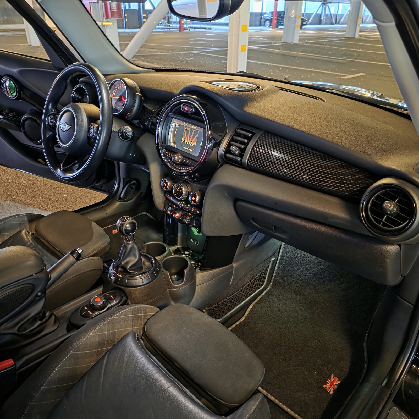 MINI Cooper SD, fotografija 12