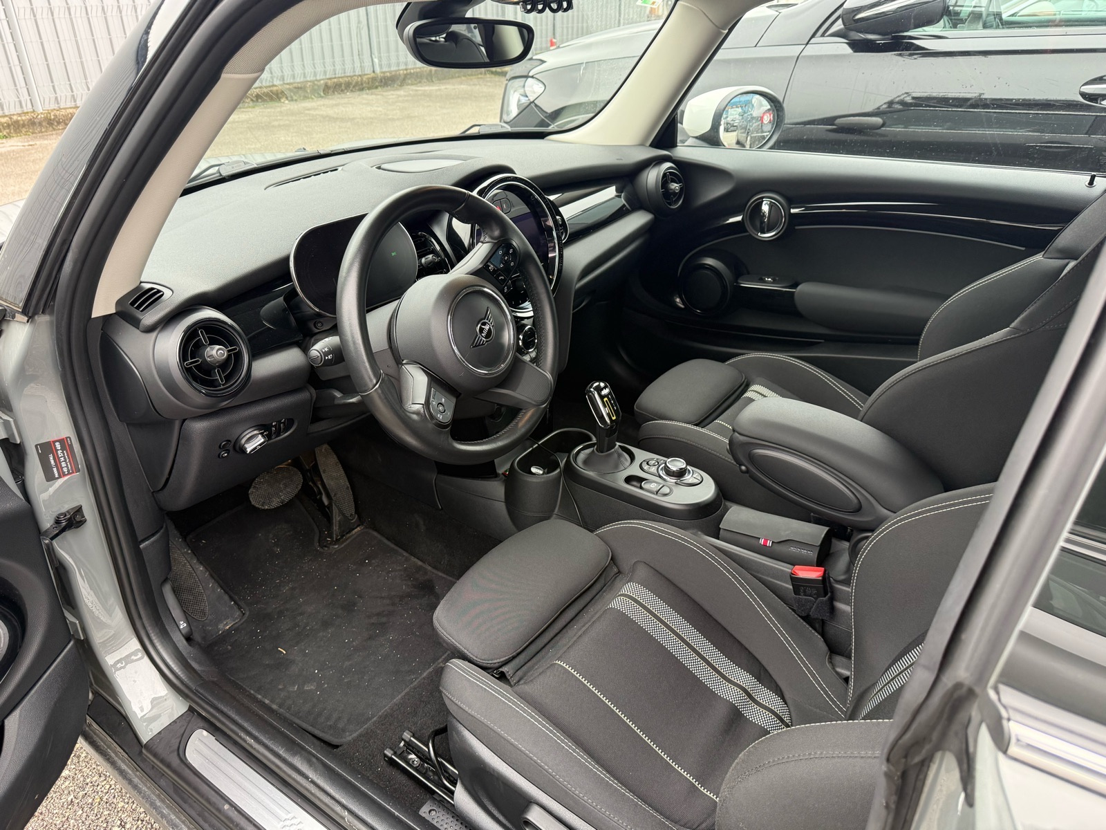 MINI Cooper SE 2022, fotografija 8