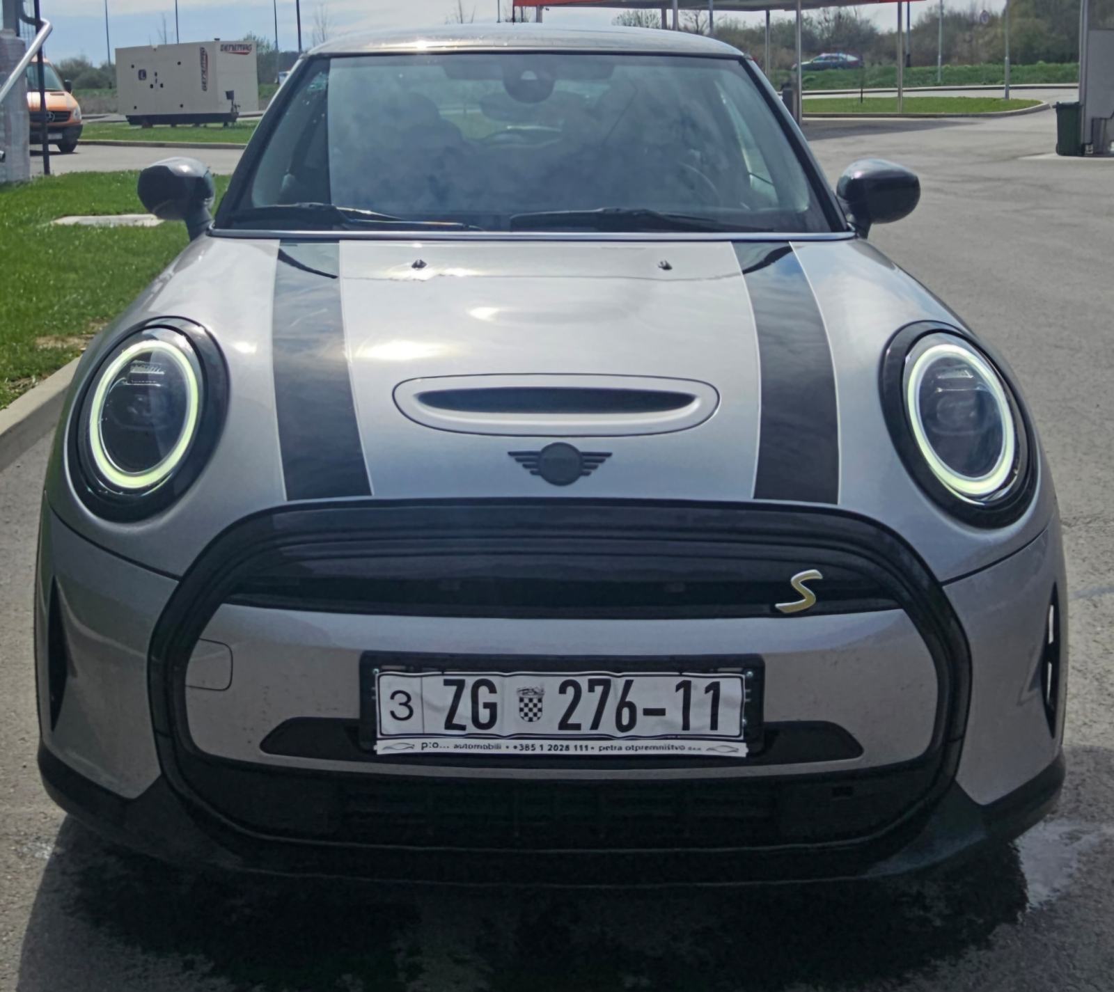 MINI Cooper SE automatik 1.Vlasnica 23600eu, fotografija 3