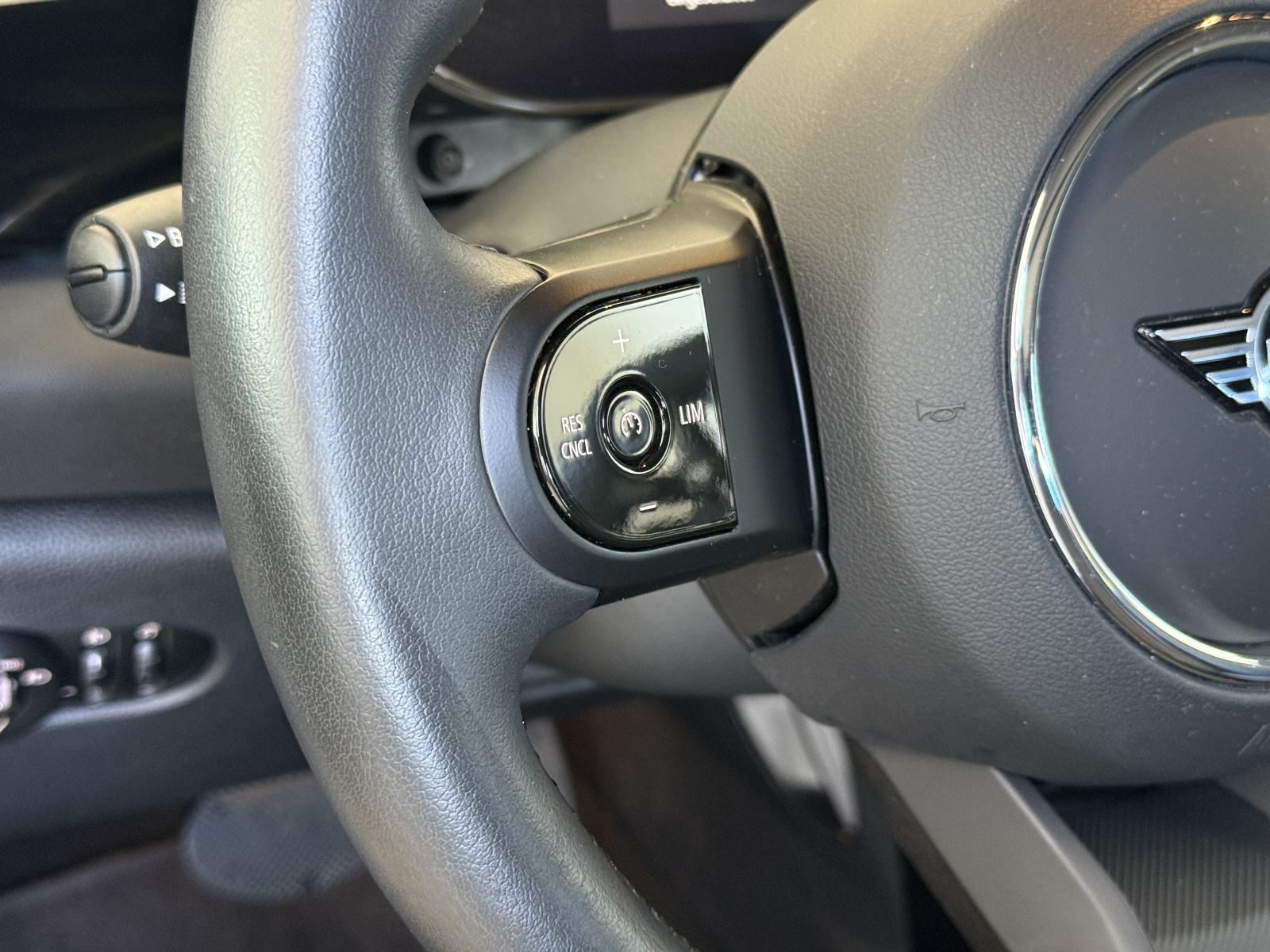 MINI Cooper SE automatik, fotografija 13