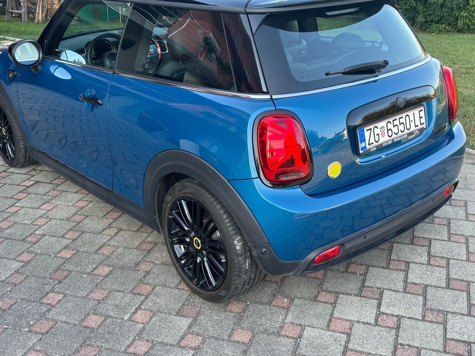 MINI Cooper SE automatik, fotografija 2