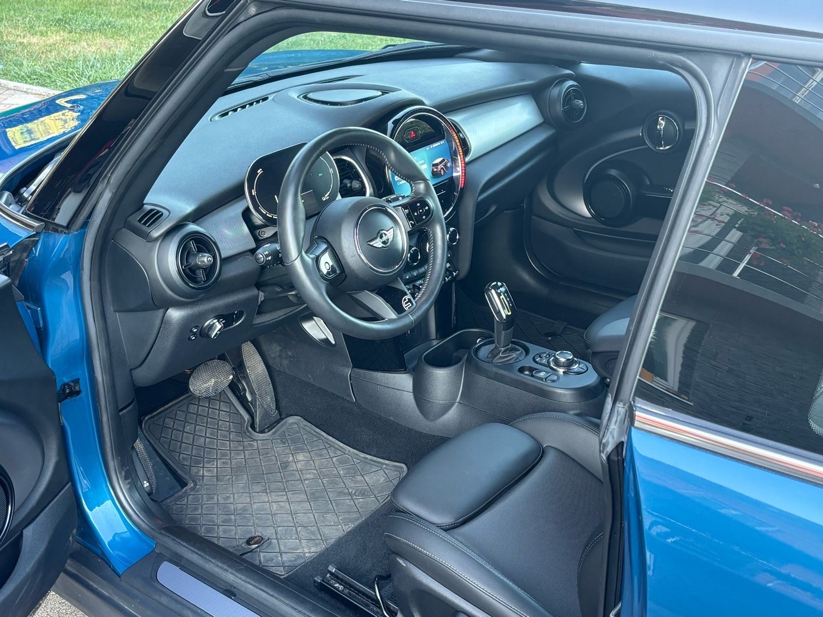 MINI Cooper SE automatik, fotografija 9