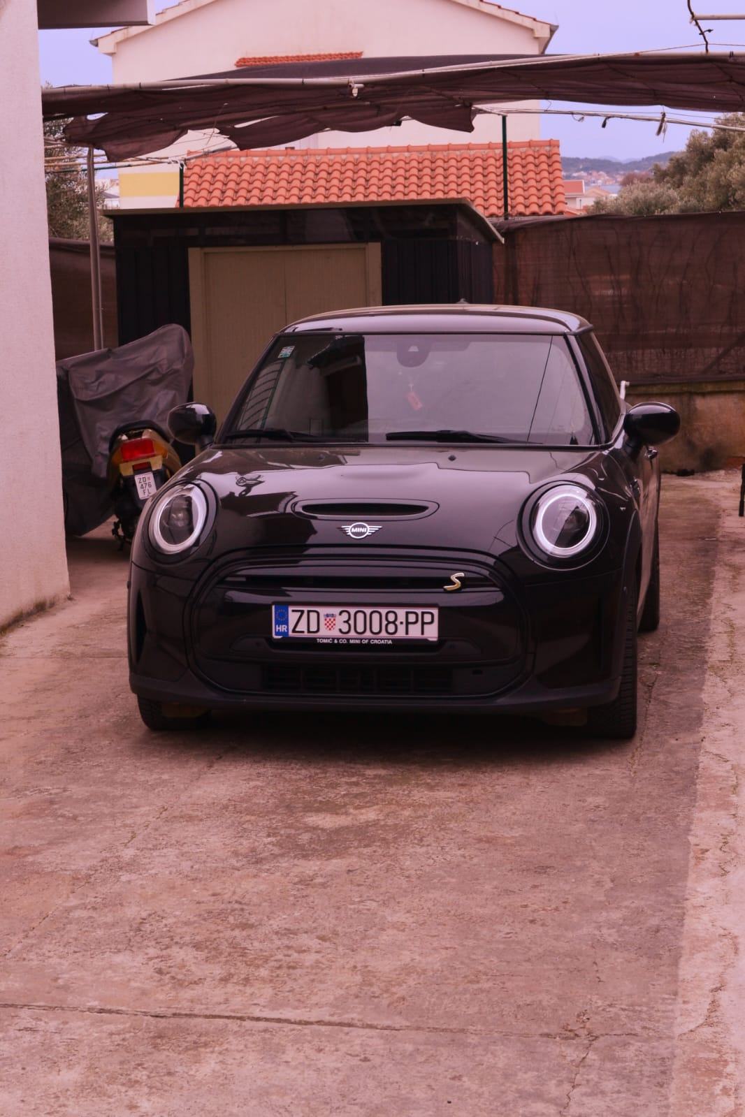 MINI Cooper SE Electric, fotografija 2
