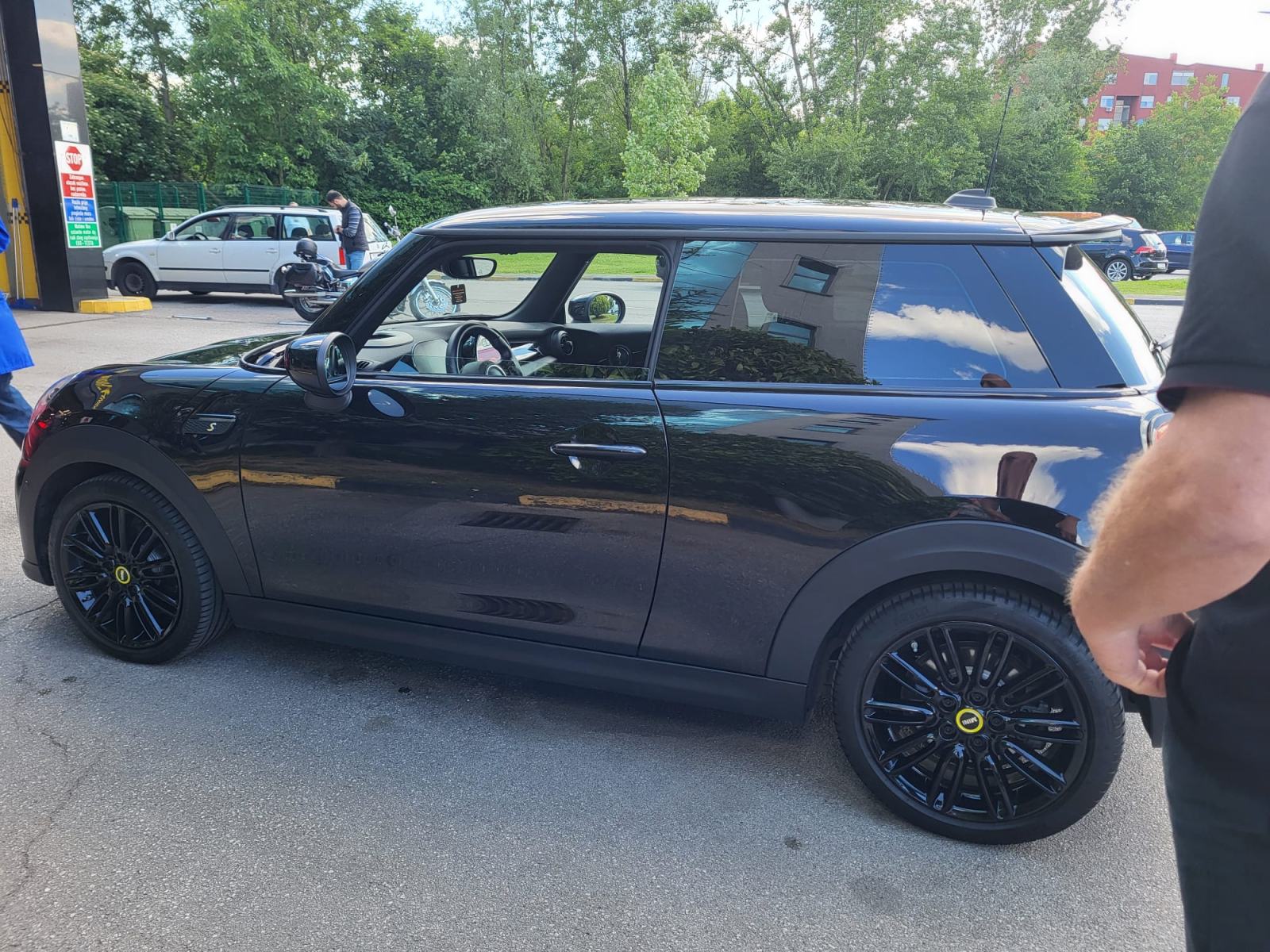 MINI Cooper SE Electric, fotografija 4