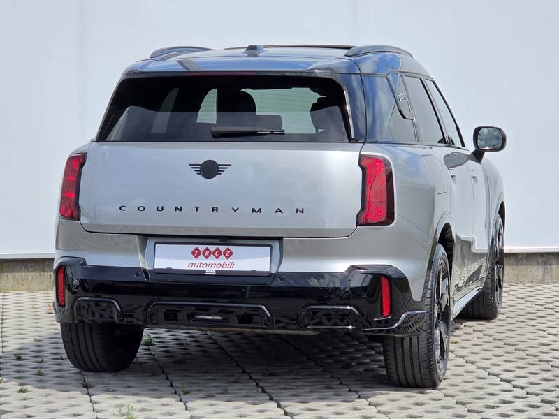 MINI Countryman 1.5 I JCV TRIM automatik, fotografija 3