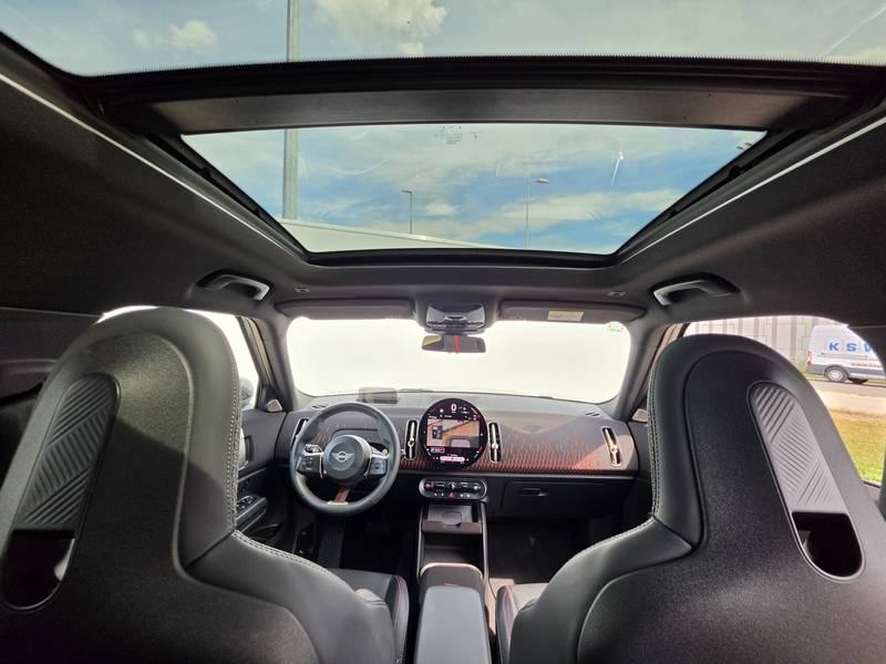 MINI Countryman 1.5 I JCV TRIM automatik, fotografija 9
