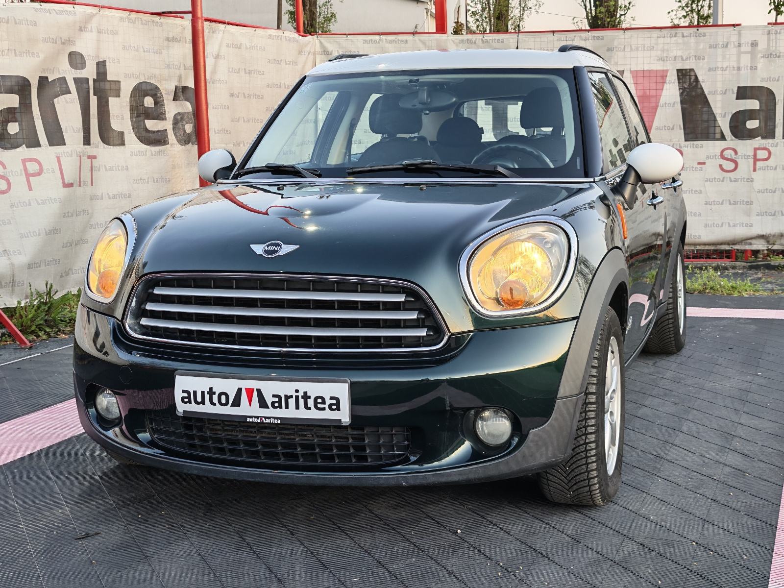 MINI Countryman 1.6D*4x4*led*Navi*top stanje., fotografija 3