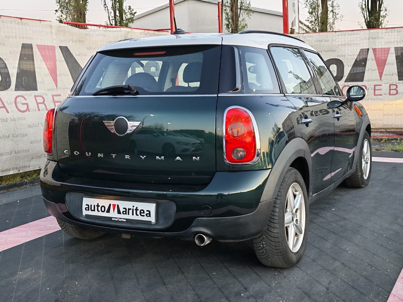 MINI Countryman 1.6D*4x4*led*Navi*top stanje., fotografija 16
