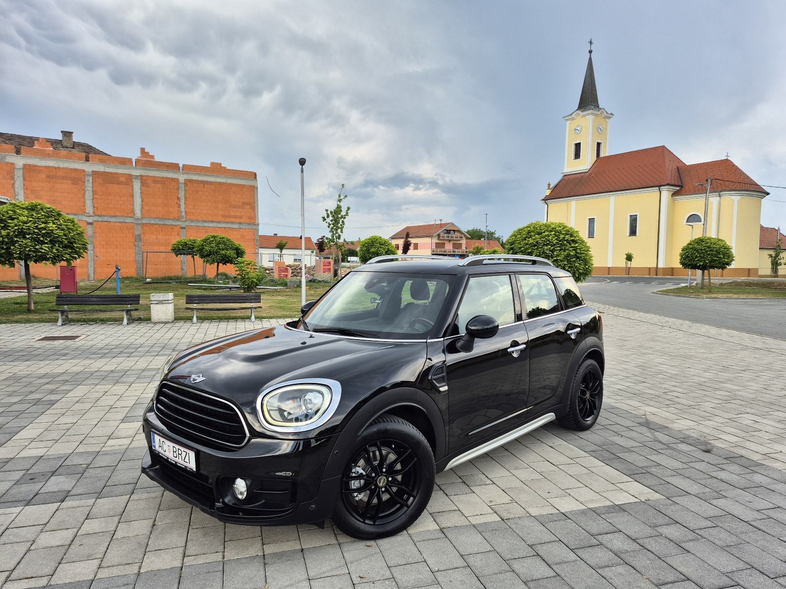 MINI Countryman 2.0 Diesel 110kw/150ks,automatik,navigacija, LED,PDC, fotografija 2