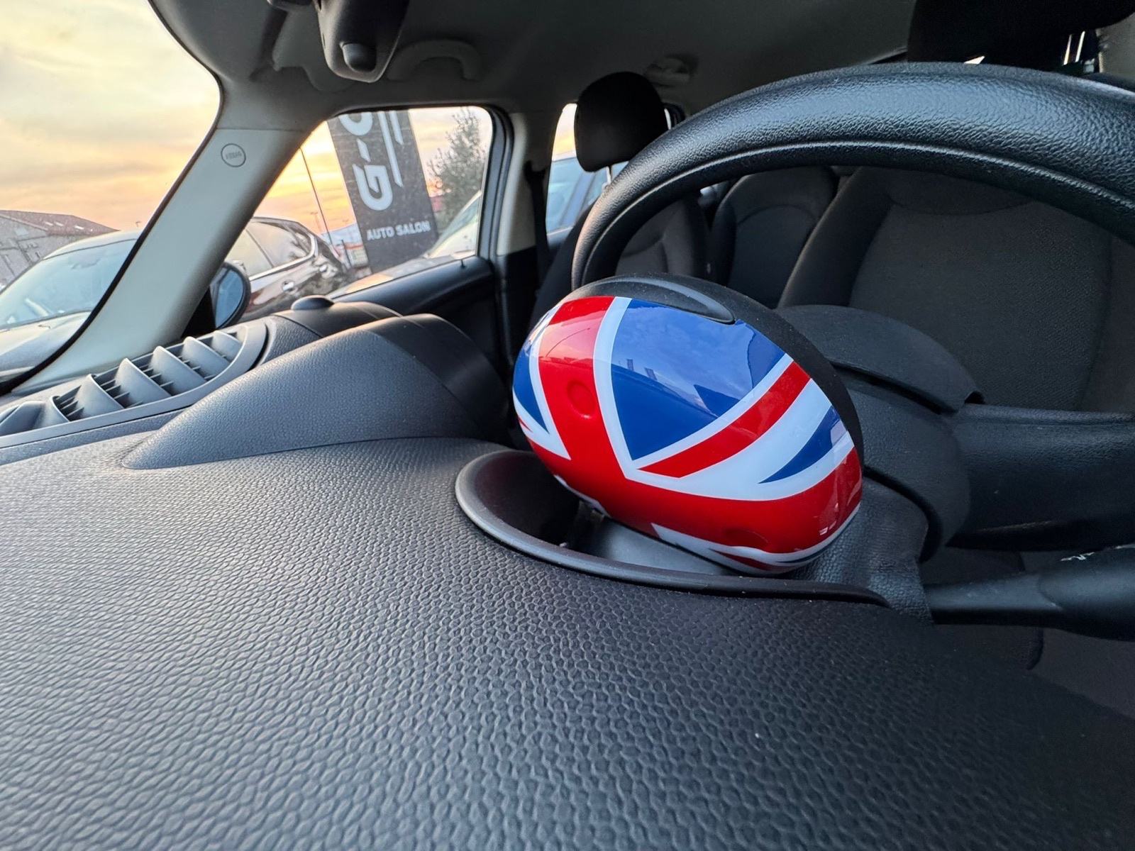 MINI Countryman Cooper 2,0 D AUTOMATIK—Mod 2016—VELIKI SERVIS—JAMSTVO!, fotografija 18