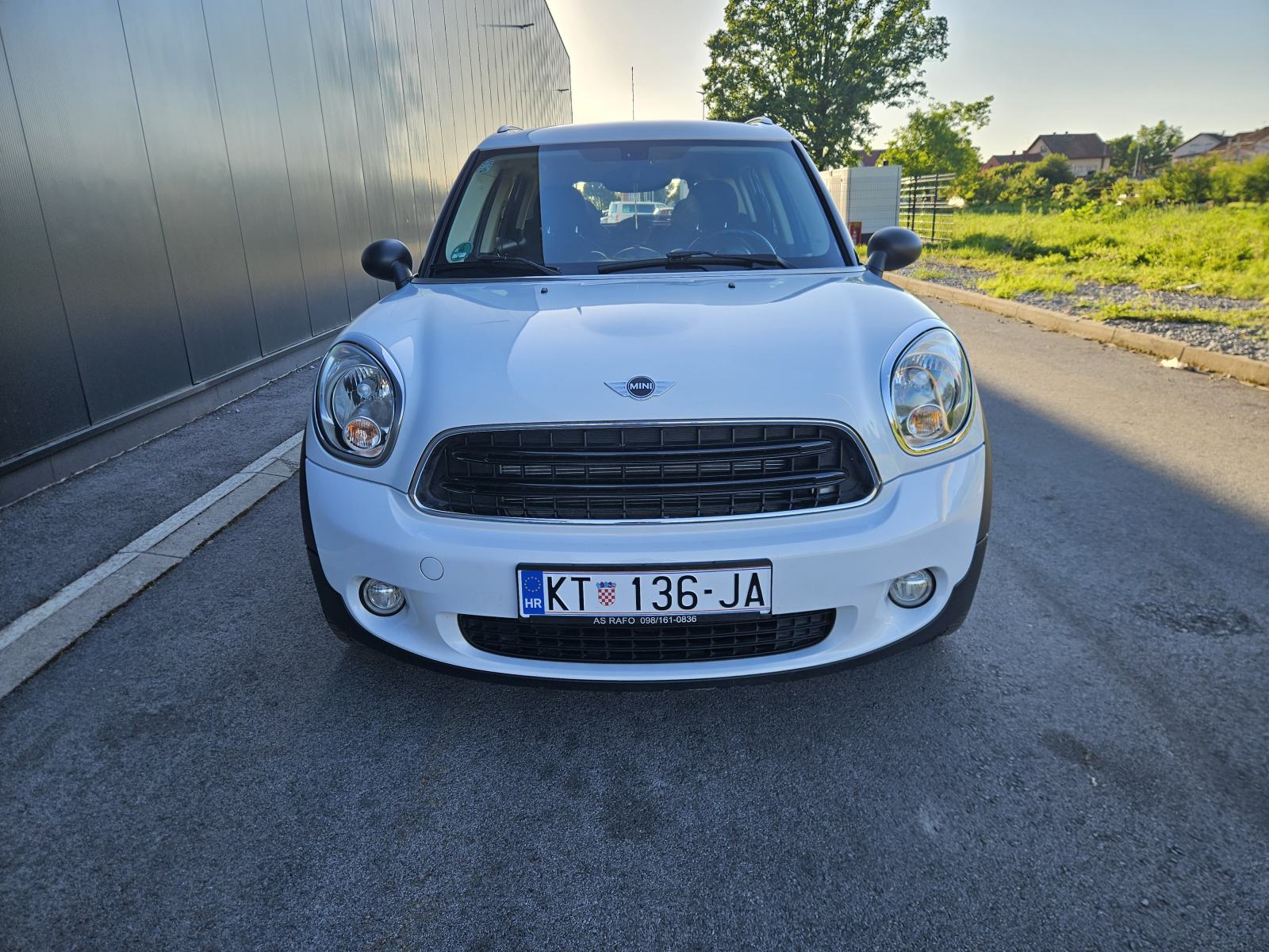 MINI Countryman Cooper D, fotografija 2