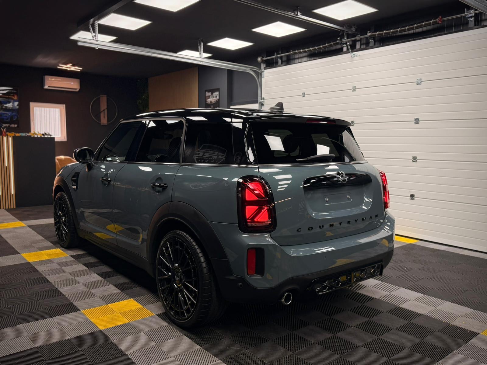 MINI Countryman-JCW -AUTOMATIK-PANORAMA-ALU 20-LED-PDV-KAO NOV, fotografija 4