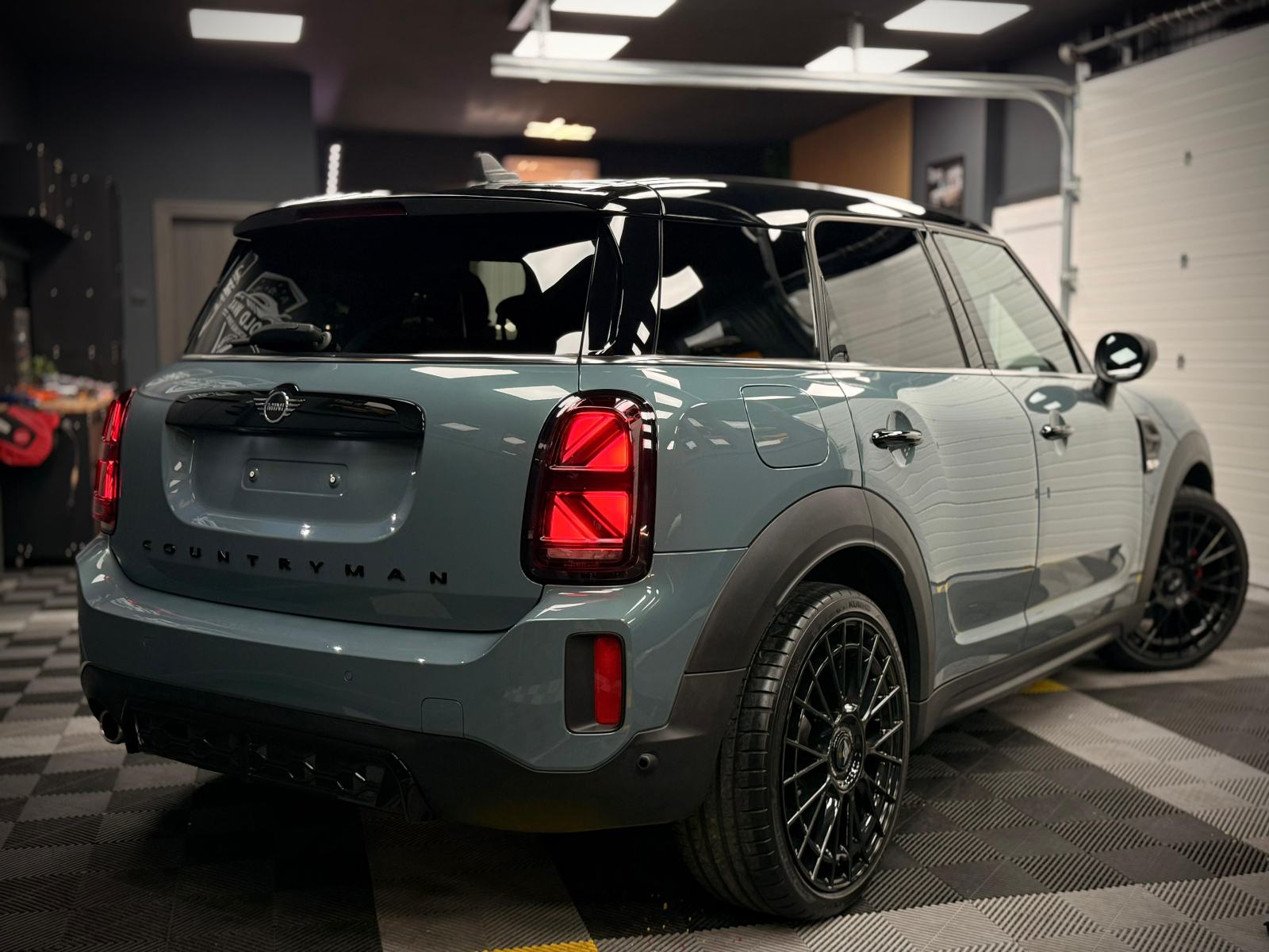 MINI Countryman-JCW -AUTOMATIK-PANORAMA-ALU 20-LED-PDV-KAO NOV, fotografija 3