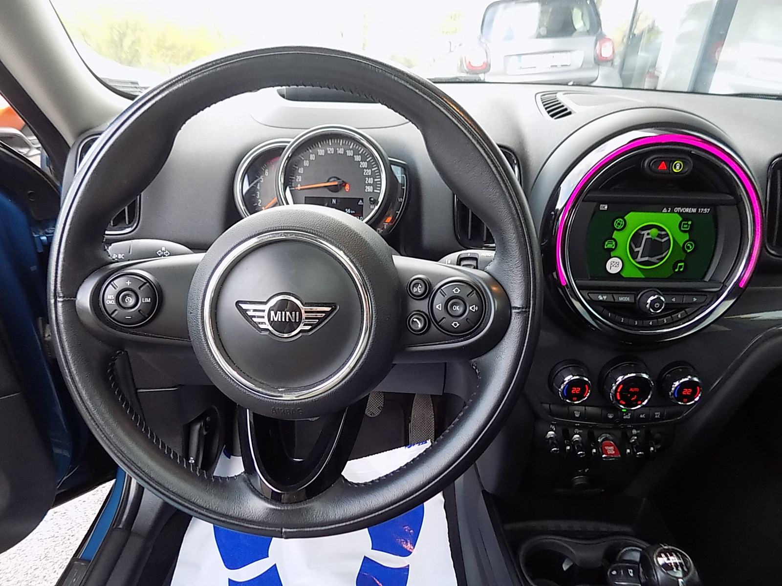 MINI Countryman Mini Cooper 1.5i ..mogućnost GARANCIJE do 2. godine, fotografija 19