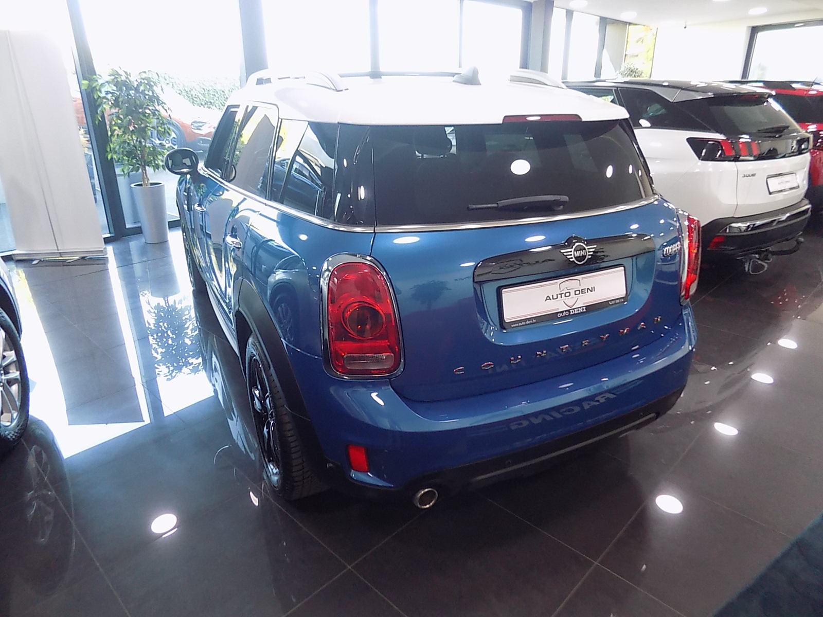MINI Countryman Mini Cooper 1.5i ..mogućnost GARANCIJE do 2. godine, fotografija 4
