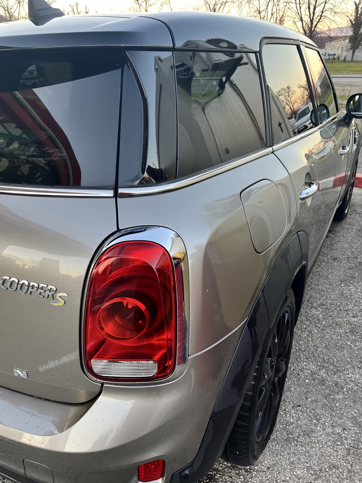 MINI Countryman Cooper u PDV-u plug-in hibrid, servisiran, fotografija 2