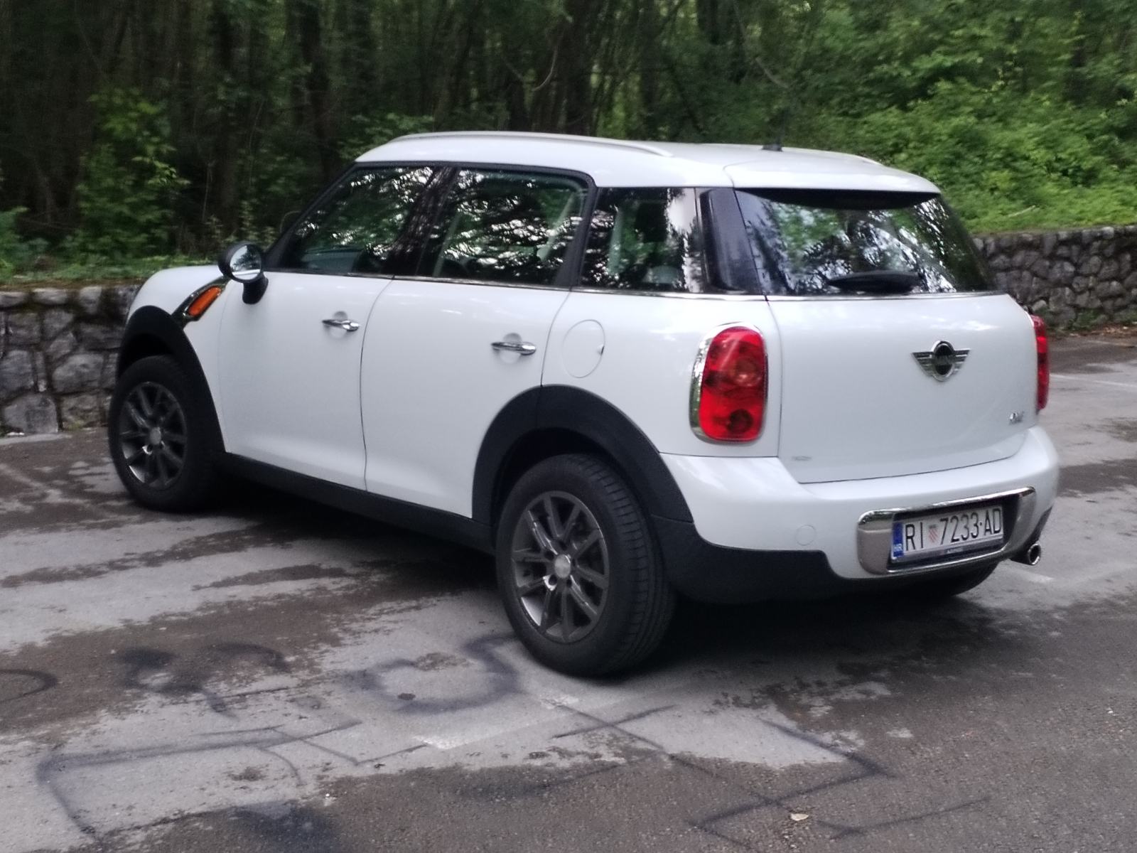 MINI Countryman One--samo 111800 km--izuzetno sačuvan, fotografija 8