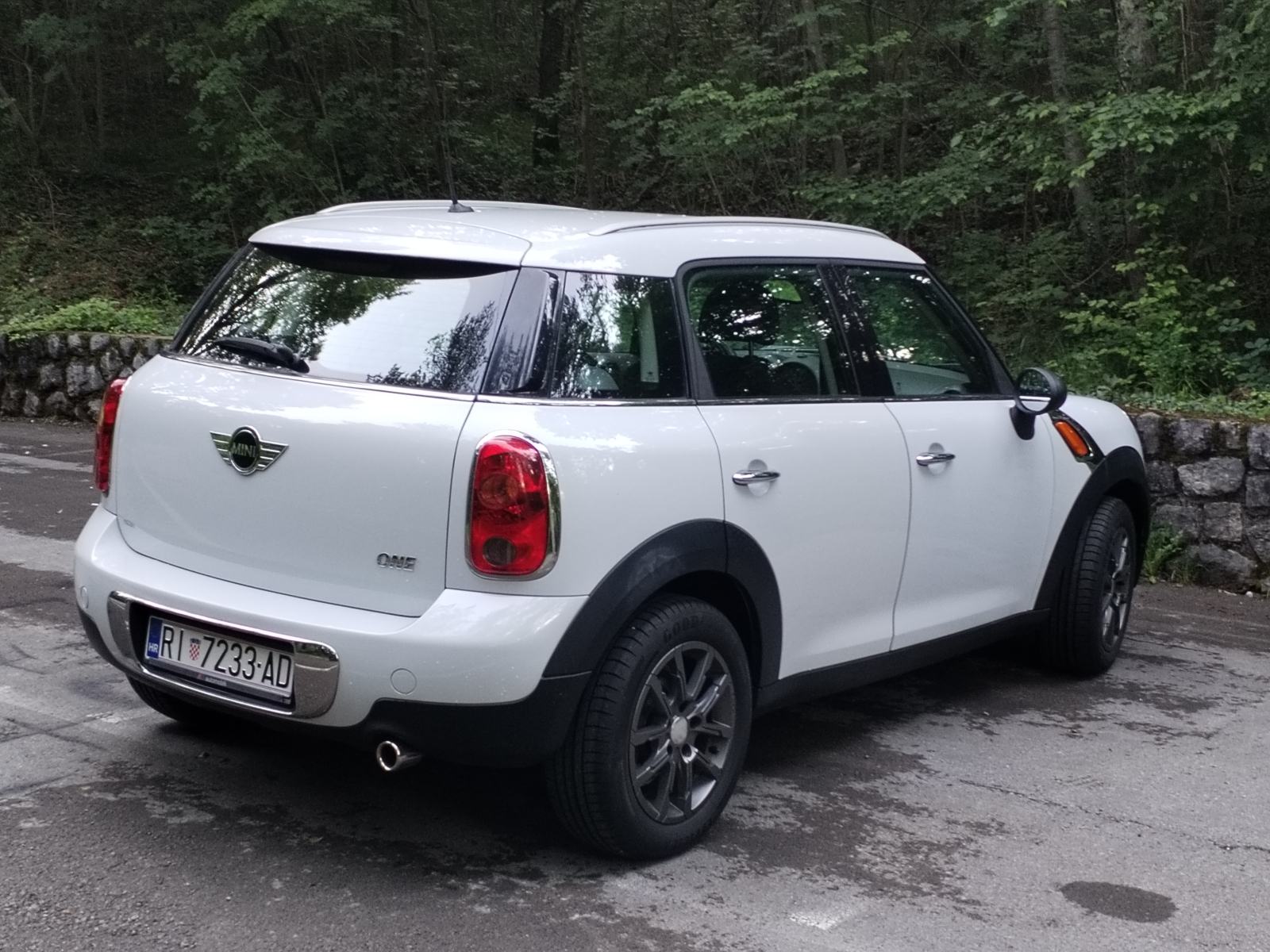 MINI Countryman One--samo 111800 km--izuzetno sačuvan, fotografija 7
