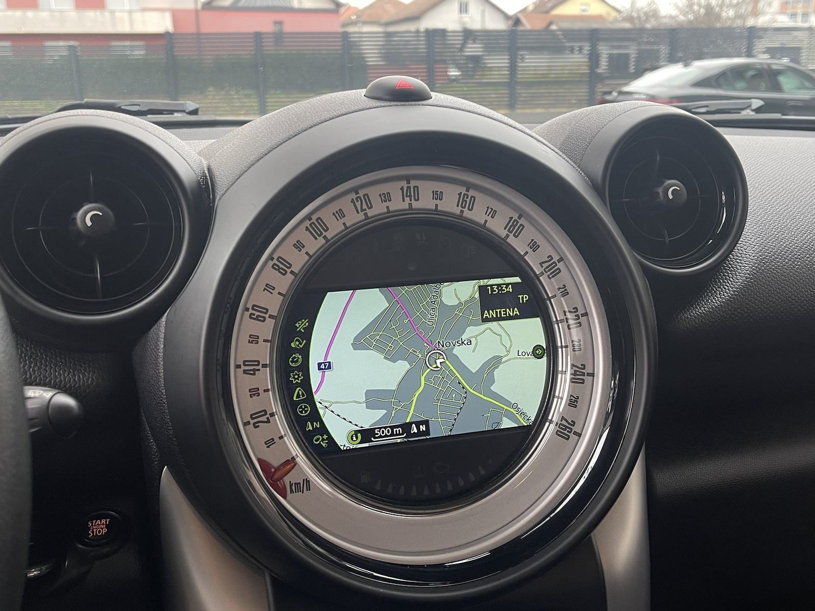MINI Countryman Cooper 1.6 D - 128 TKM•Servisna•REG 3/27•Alu 17”•Navi, fotografija 15