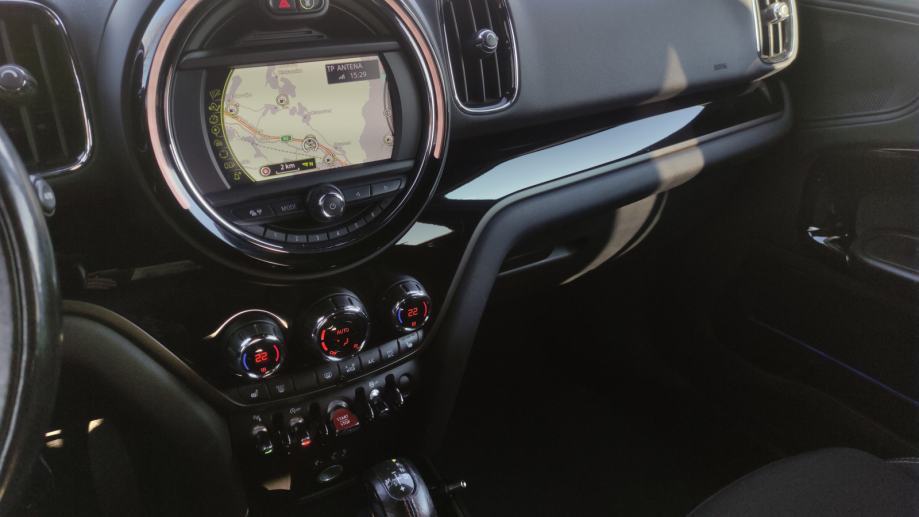 MINI COUNTRYMAN SD BIXENON 18” NAVII AUTOMATIK PDC TEMP., fotografija 7