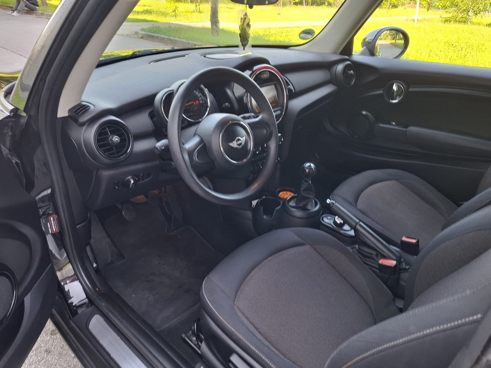 MINI One 1.2 I KLIMA-ALU FELGE 18"-SERVISNA SA RAČUNIMA--VELIKI SERVIS, fotografija 9