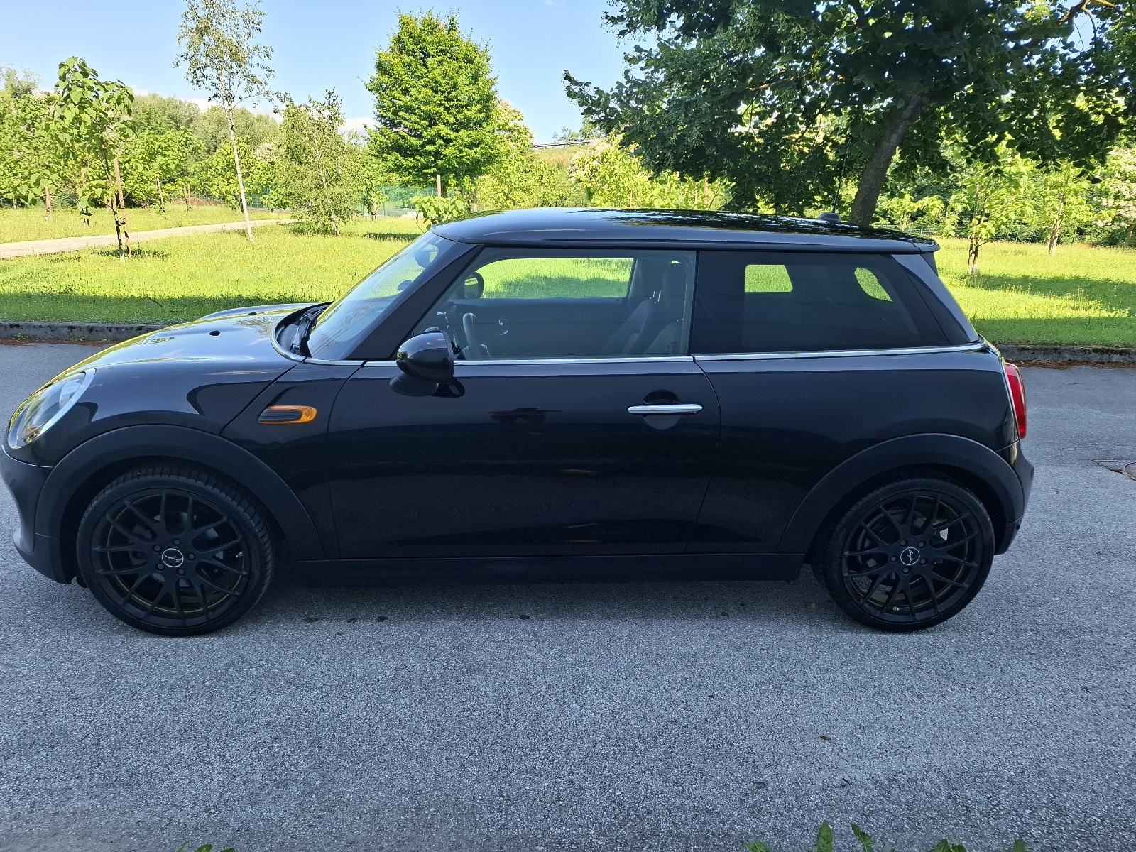 MINI One 1.2 I KLIMA-ALU FELGE 18"-SERVISNA SA RAČUNIMA--VELIKI SERVIS, fotografija 4