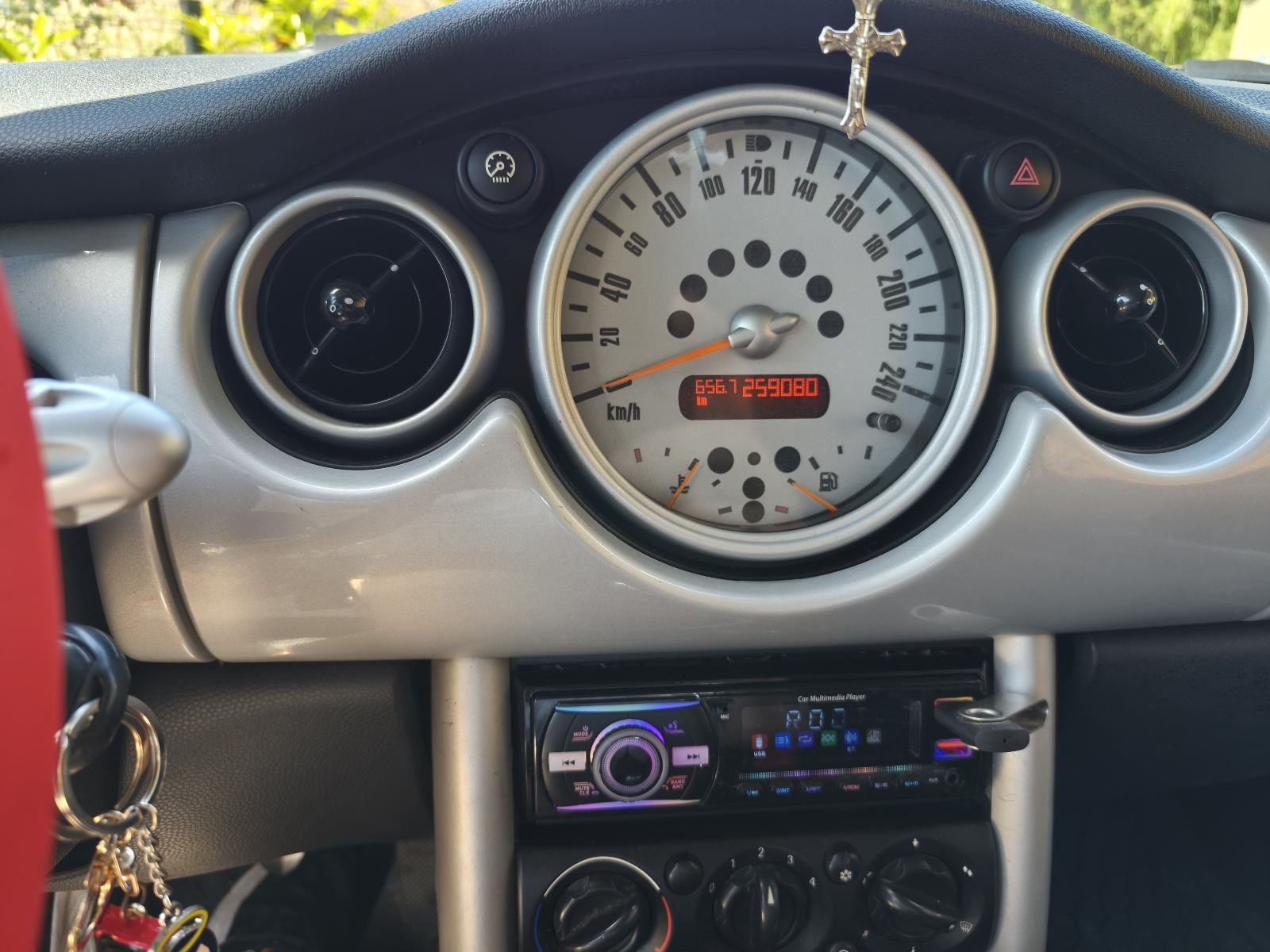 MINI One 1.6, fotografija 5