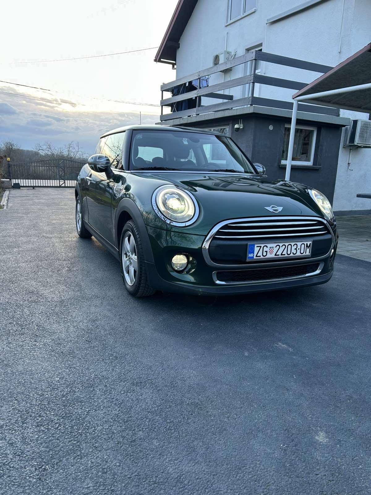 MINI One Diesel F56 (veliki servis), 2015 god.