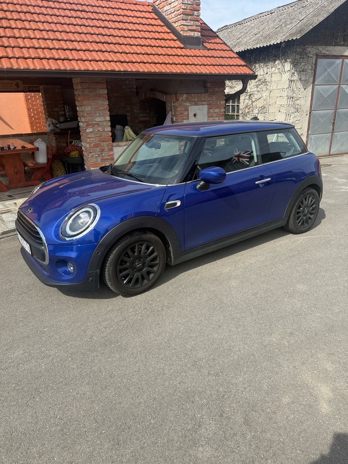 MINI Cooper One, automatik reg. 6/2027, fotografija 2