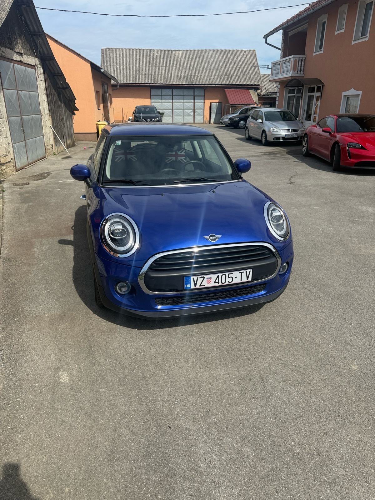 MINI Cooper One, automatik reg. 6/2027, fotografija 9