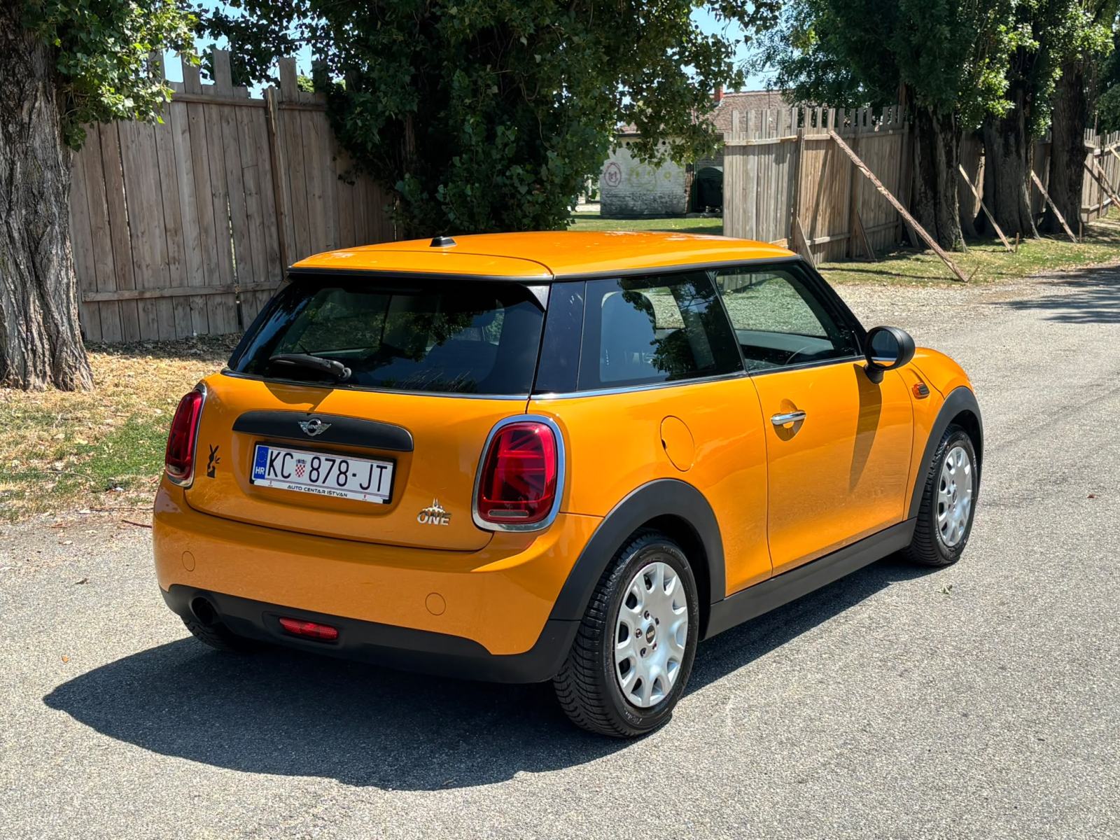 MINI ONE 1.2, 2014g ,Reg 1g , SAVRSENO stanje.., fotografija 5