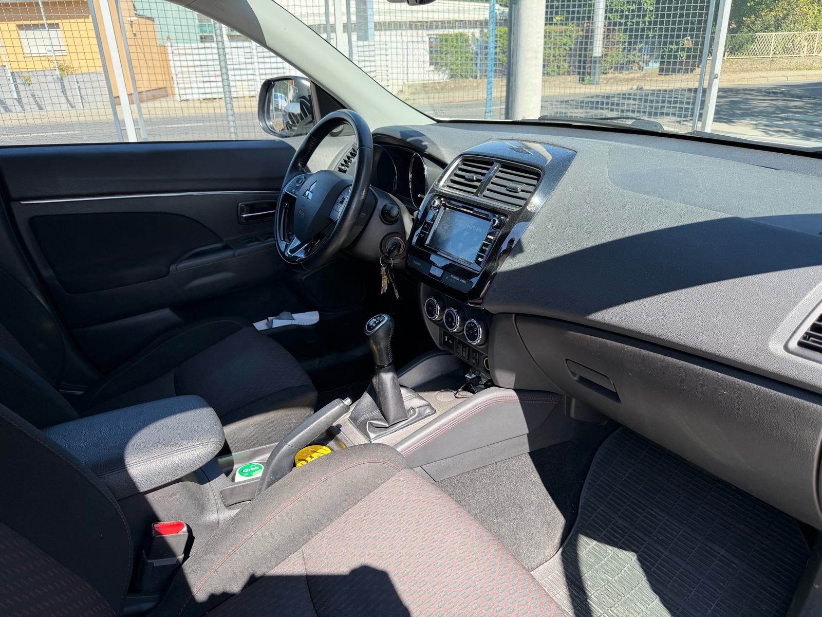 Mitsubishi ASX 1,6 benzin*REGISTRIRAN*TOP STANJE!!*, fotografija 9