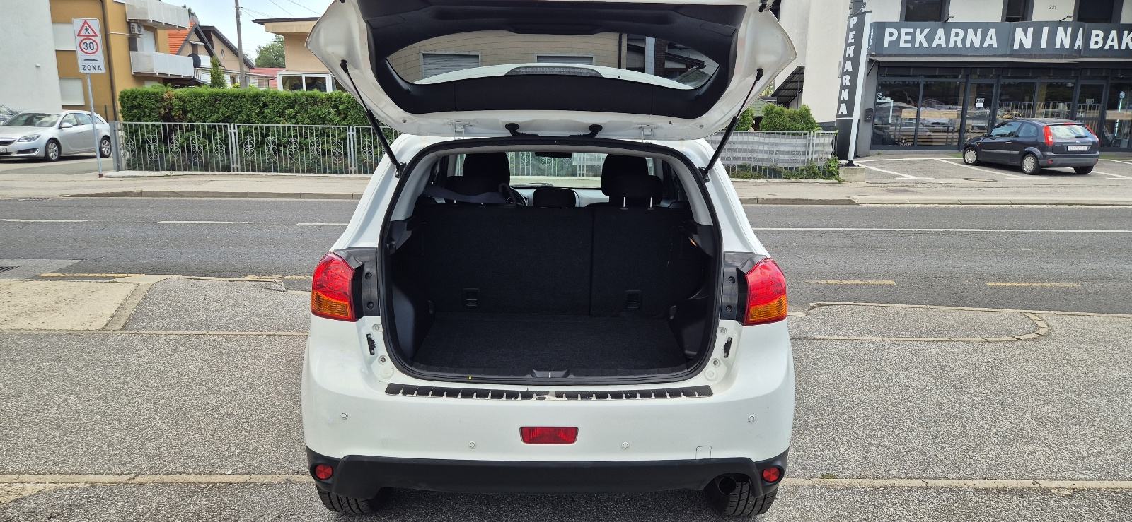 Mitsubishi ASX 1,6*reg god dana *kupac NE PLAĆA prijenos *VELIKI SERVI, fotografija 10