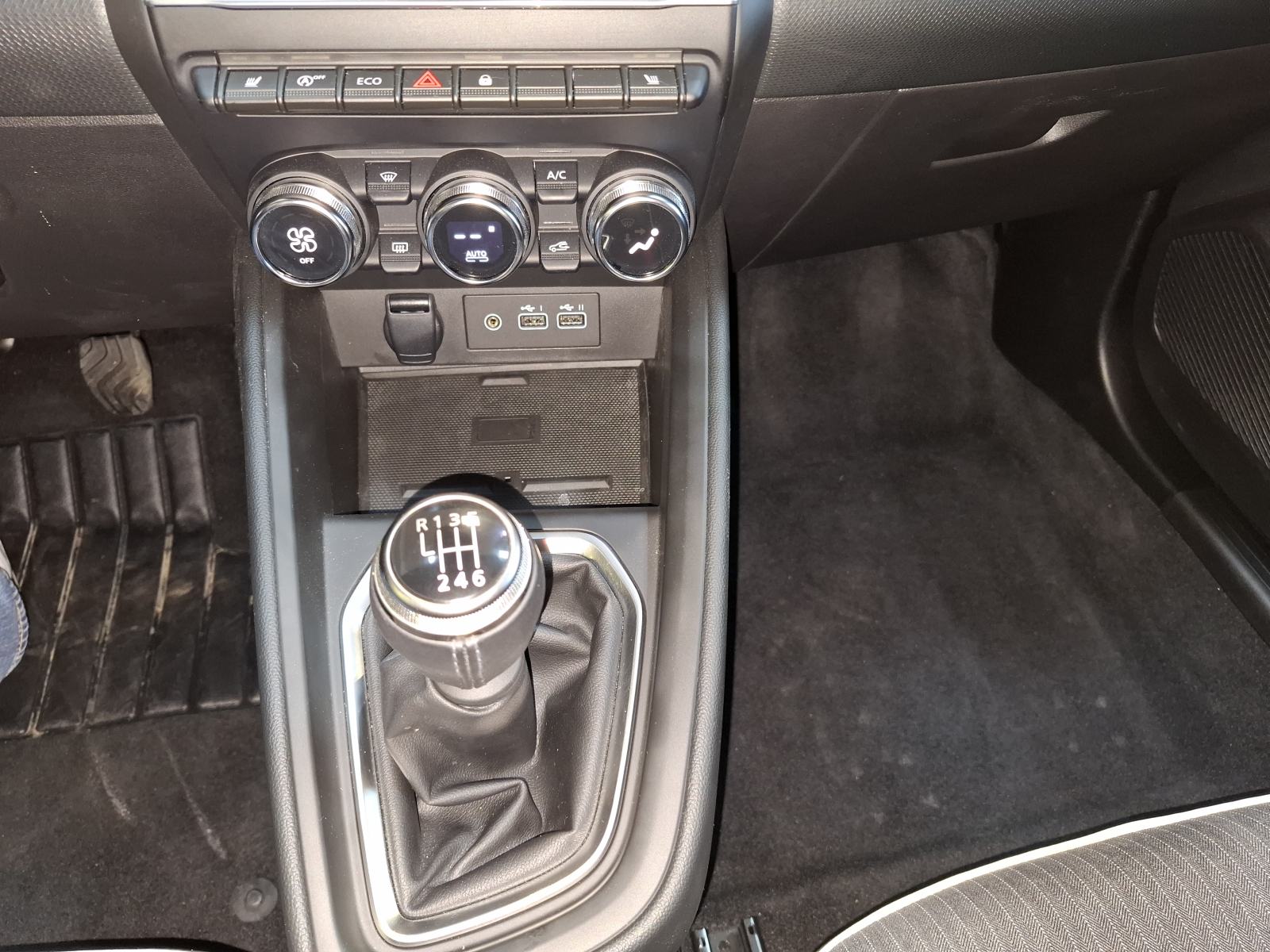 Mitsubishi Colt 1,0 INTENSE BEZ BANKE!! PLATI ODMAH 7.466,67 I VOZI, fotografija 8