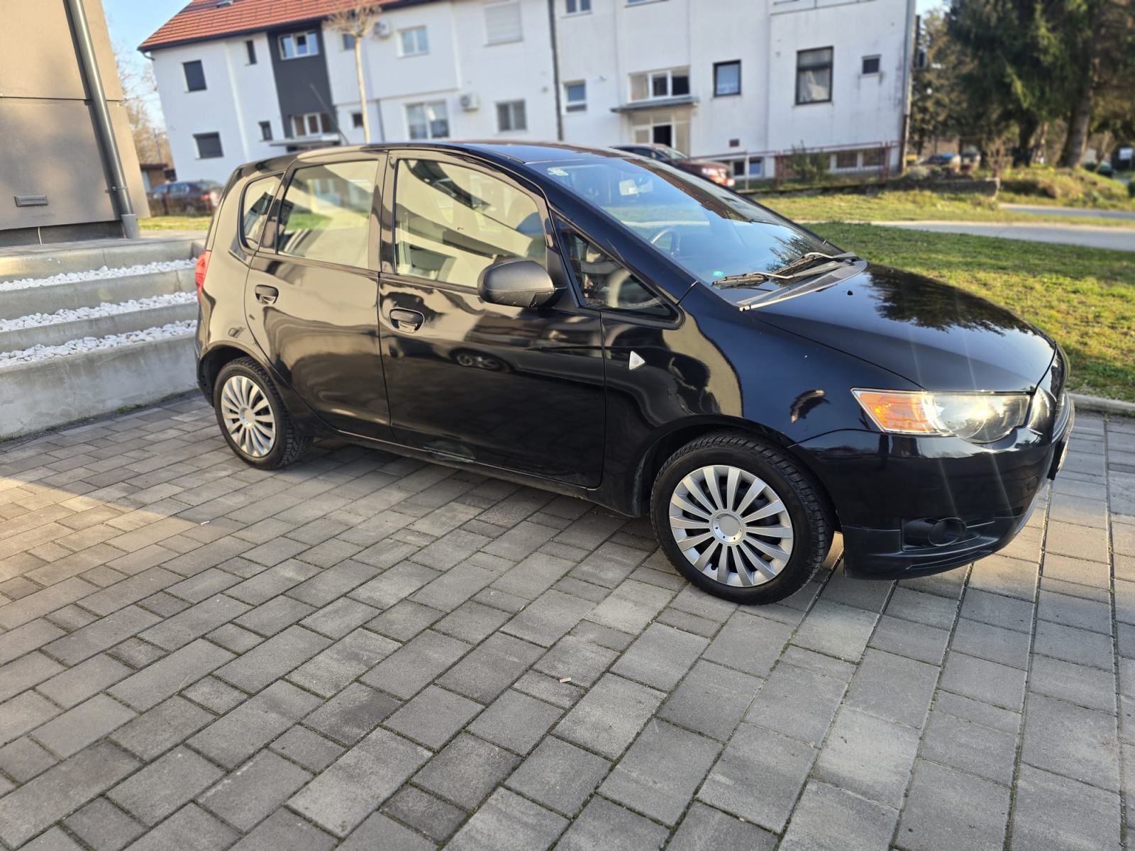 Mitsubishi Colt 1,1 2010 reg7/2027 sa plinom atestiranim do 2029 god, fotografija 11