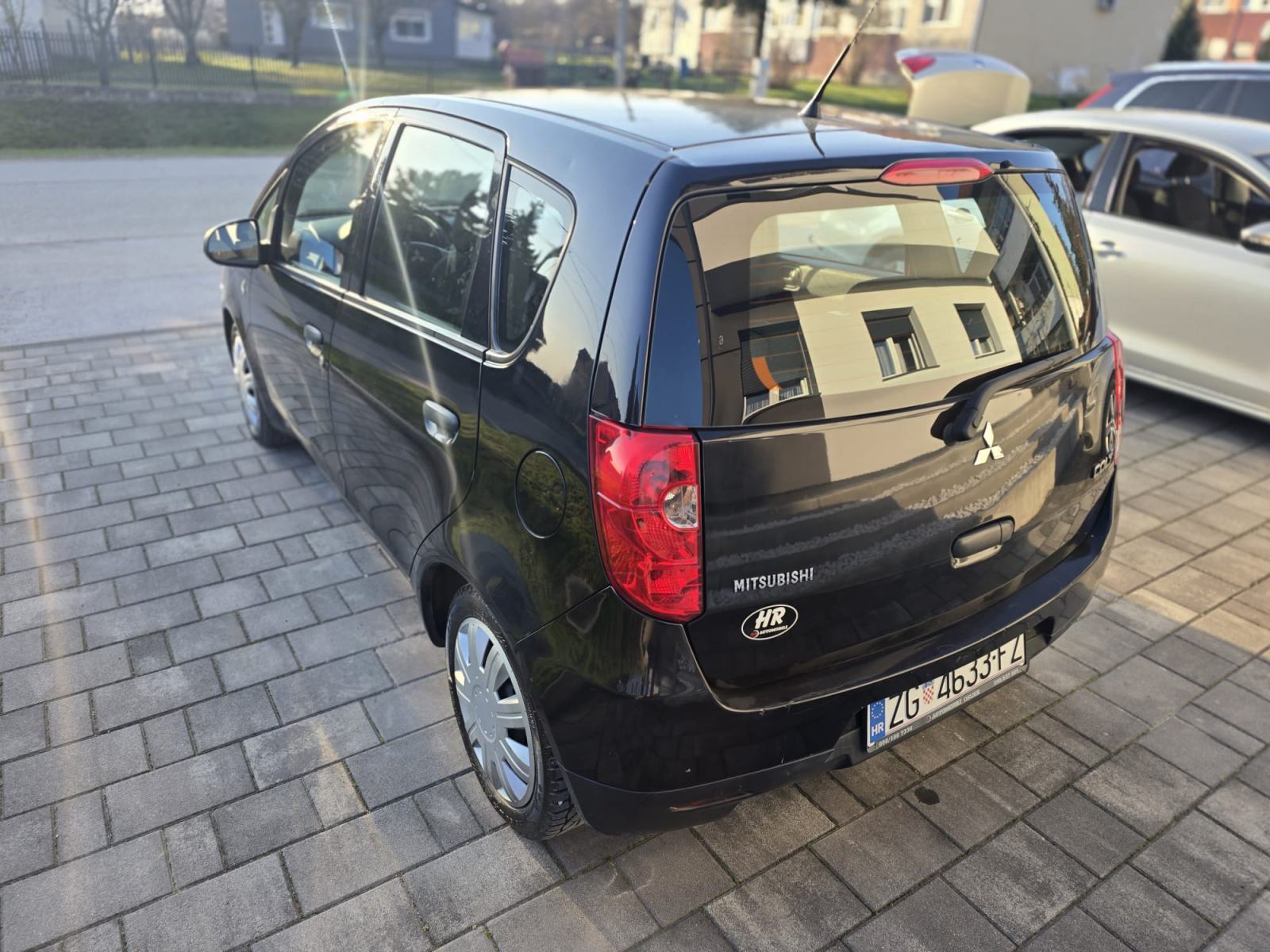 Mitsubishi Colt 1,1 2010 reg7/2027 sa plinom atestiranim do 2029 god, fotografija 13