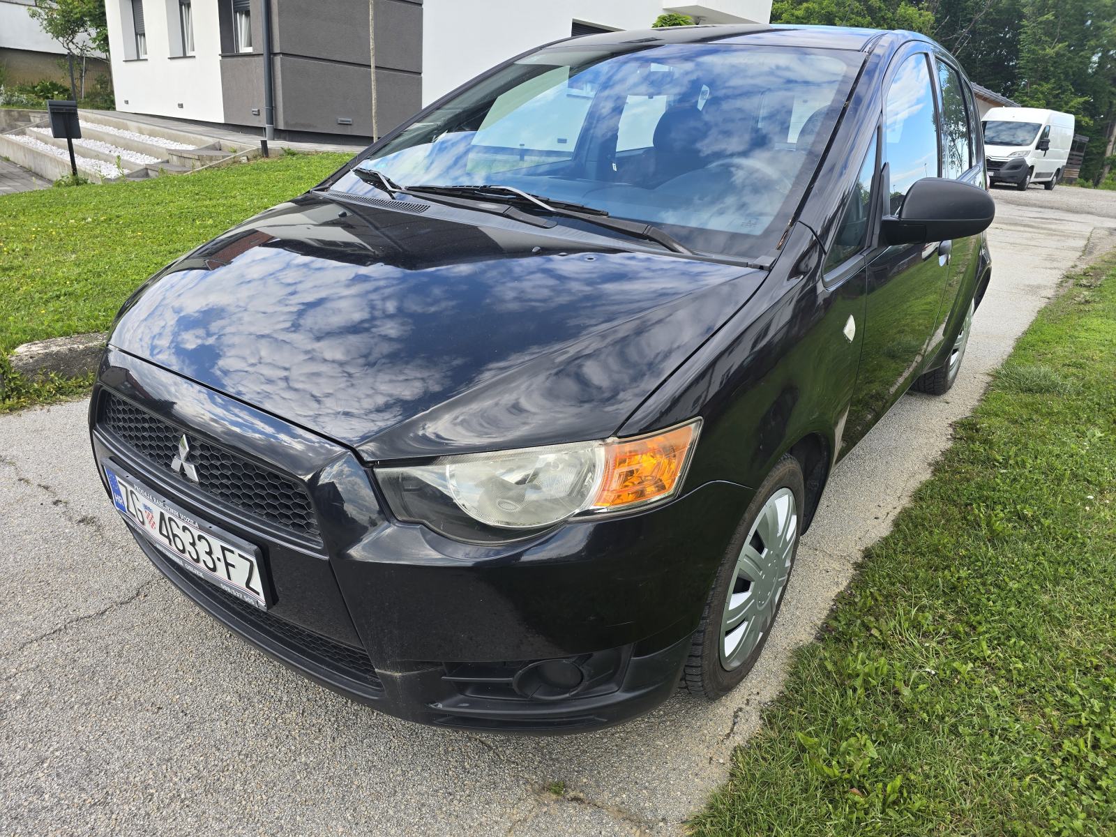 Mitsubishi Colt 1,1 2010 reg7/2027 sa plinom atestiranim do 2029 god, fotografija 2