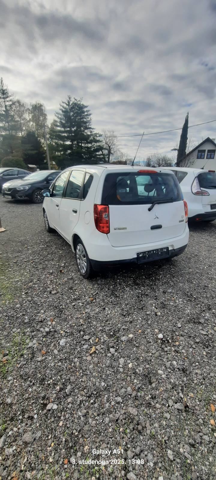 Mitsubishi Colt 1,1 benzin,plin, pogled izvana - slika 3