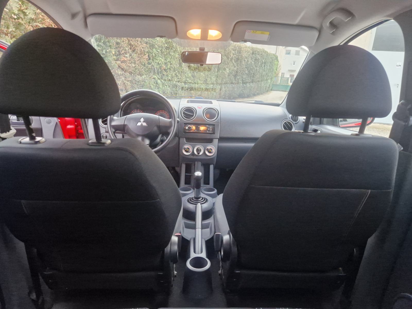 Mitsubishi Colt 1.1 clartec POCINČAN KLIMA KARTICE DO 36 MJ JAMSTVO, fotografija 6